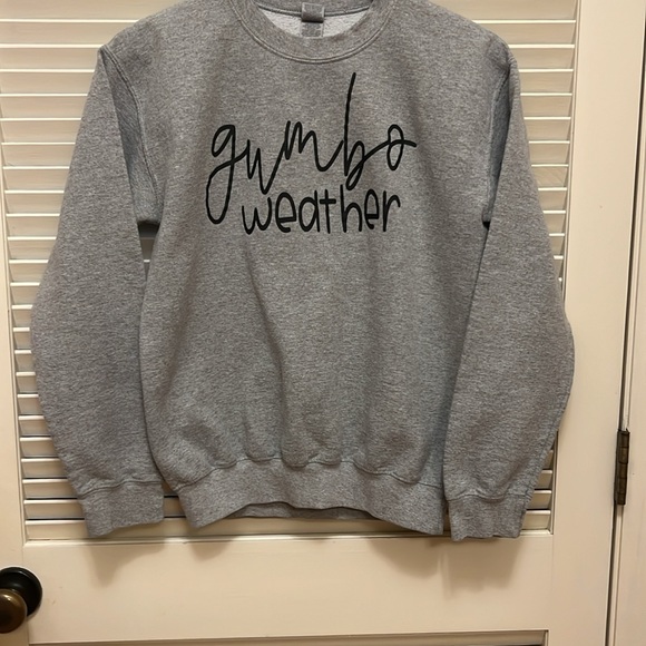 “Gumbo Weather” Sweatshirt in Grey, Size Small, EUC - Picture 7 of 16